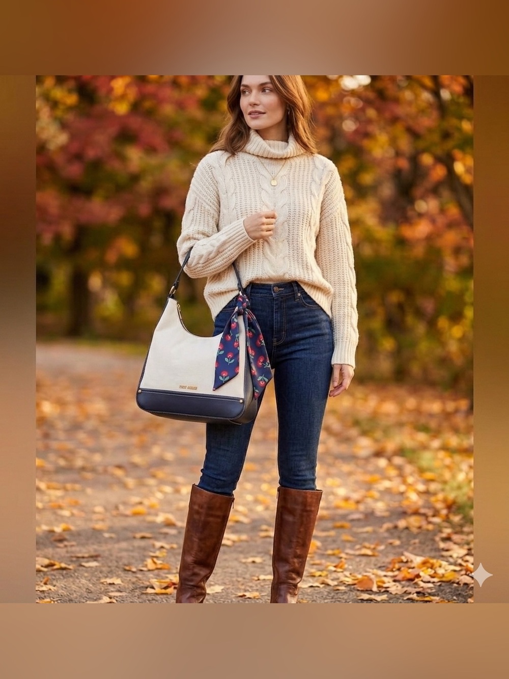 🍁NEW🍁🍂BNWT  Steve Madden Cream Canvas Hobo with Nvy. Cherry scarf